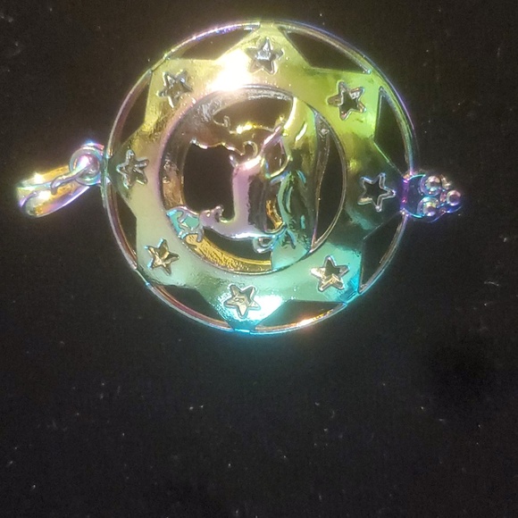 New Rainbow Hematite Deer Star Round Open Pendant. - Picture 4 of 10